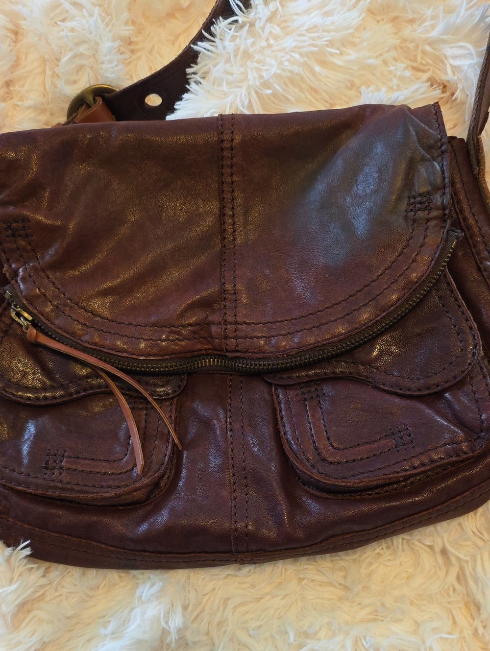 Lucky Brand Women's Brown Leather Crossbody Bag - Classic Everyday Style